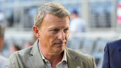 Director de futbol de Estados Unidos renuncia a solo dos meses de la Copa del Mundo