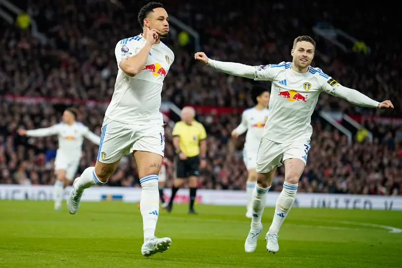 Noah Okafor celebrando su gol ante Manchester United l AP