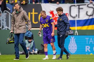 Lewis Holtby sufrió una patada que le abrió la espinilla por falta de espinilleras | GROSBY
