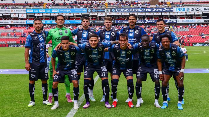 Gallos de Querétaro, en el partido contra Necaxa del Clausura 2026. l MEXSPORT