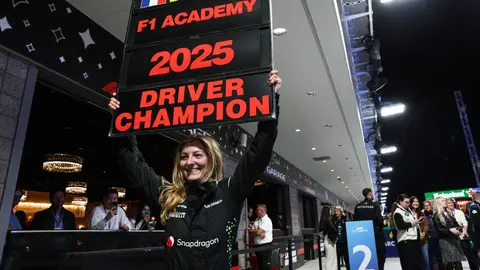 Mercedes planea que Doriane Pin haga una prueba en un auto de Fórmula 1