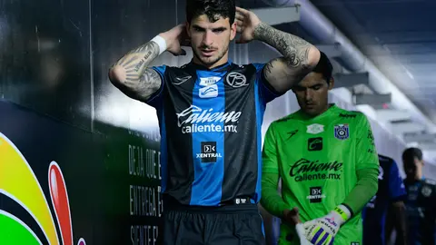 Santiago Homenchenko, jugador de Querétaro | IMAGO7