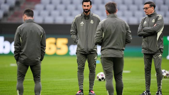 Álvaro Arbeloa en el entrenamiento previo al partido de Real Madrid contra Bayern en la vuelta de los Cuartos de Final de la Champions League | AP