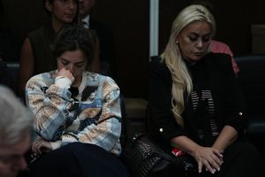 Comienza nuevo juicio en Argentina para deslindar responsabilidades por muerte de Diego Maradona