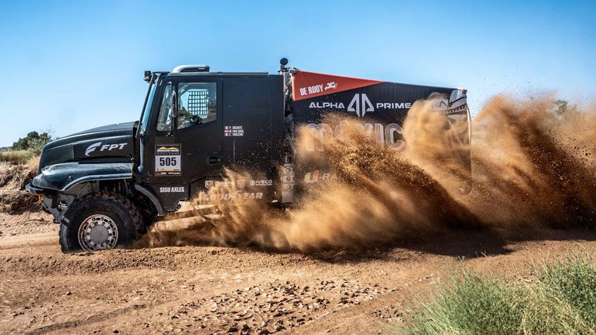 Pedro Uriarte se mantiene en el Top 3 del Rally de Marruecos | ESPECIAL