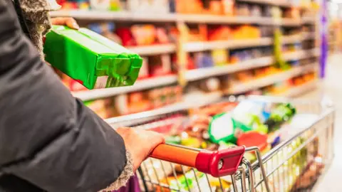 Canasta básica 2026: ¿Cuánto necesita una familia para comer en abril?