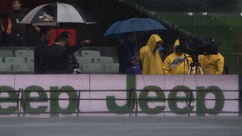 México vs Canadá es retrasado por tormenta eléctrica en el Estadio Banorte