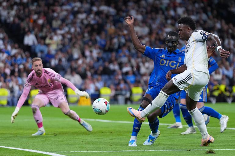 Real Madrid vs Real Oviedo | AP