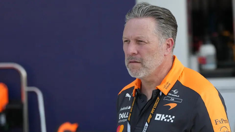 Zak Brown enciende la polémica tras escribir a la FIA por negociaciones entre Mercedes y Alpine