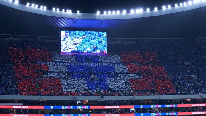 la afición de cruz azul apunta a realizar un mosaico para apoyar a su equipo | MEXSPORT