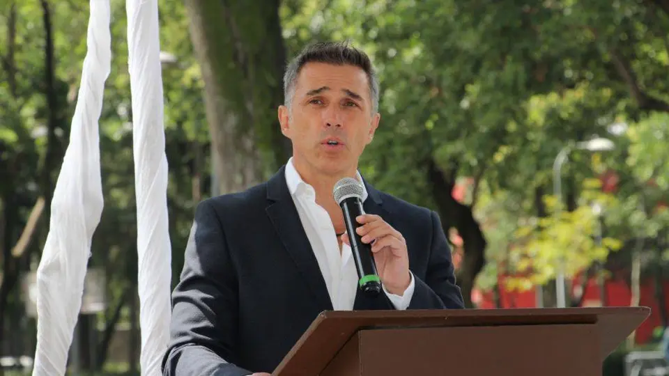 Hasta el momento, el excantante de Garibaldi no ha dicho nada sobre el caso / FB: @SergioMayerActor