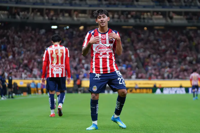 Santiago Sandoval, jugador de Chivas | IMAGO7