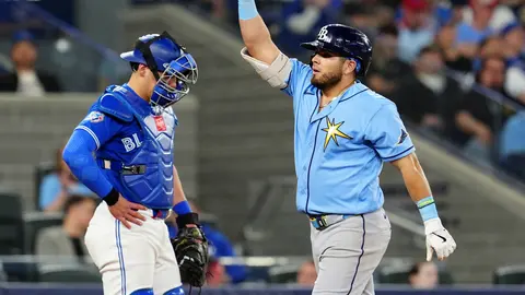 Jonathan Aranda comanda la victoria de los Rays ante los Blue Jays