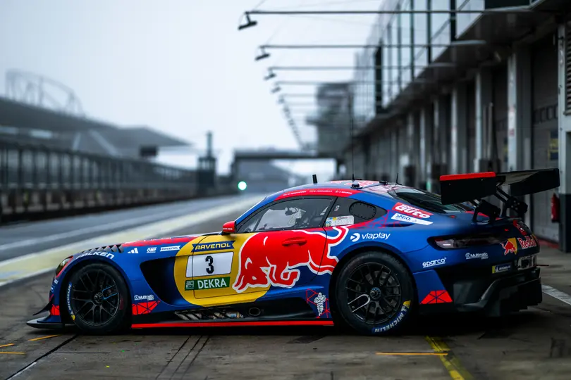 Max Verstappen en la clasificación de las 24 horas de Nürburgring | RED BULL