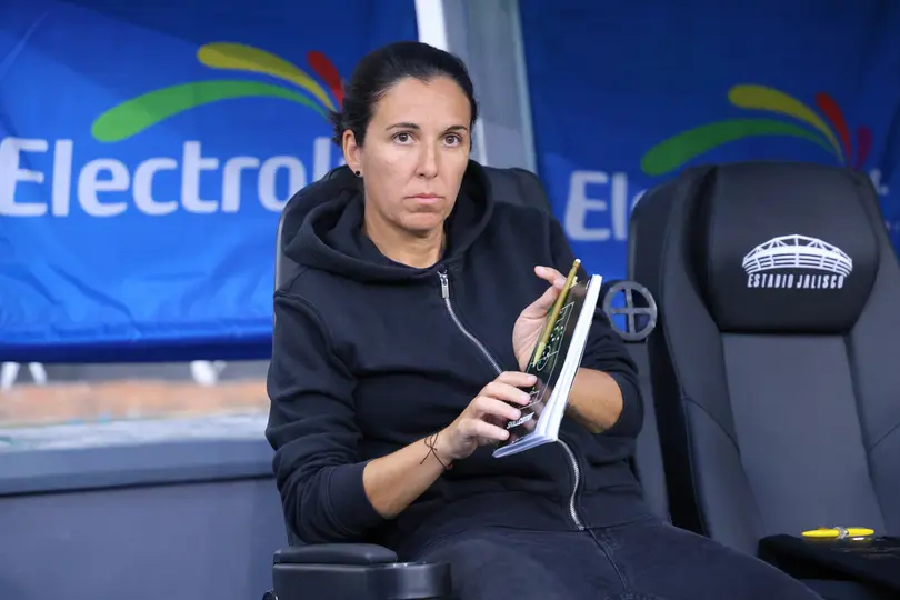 Amandine Miquel, entrenadora de Rayadas, se alista para la Final | IMAGO7