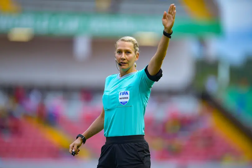 Tess Olofsson dirigirá la Final de la Champion League Femenil | MEXSPORT