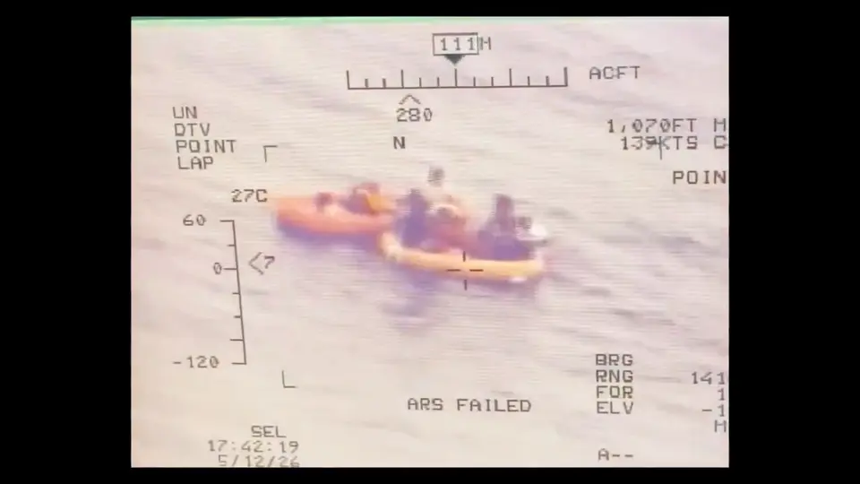 Los 11 pasajeros de la aeronave que viajaba a las Bahamas lograron subirse a las botes salvavidas que les lanzaron / Redes Sociales