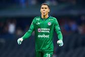 Afición de Cruz Azul pide el regreso de Gudiño tras errores de Kevin Mier ante Chivas