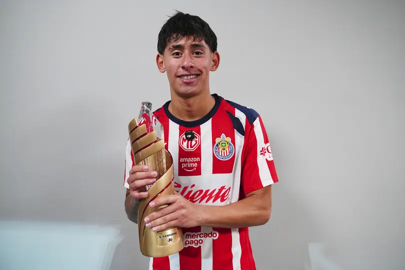 Santiago Sandoval, jugador de Chivas | IMAGO7