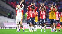 Óscar Whalley al final del partido Cruz Azul contra Chivas | MEXSPORT