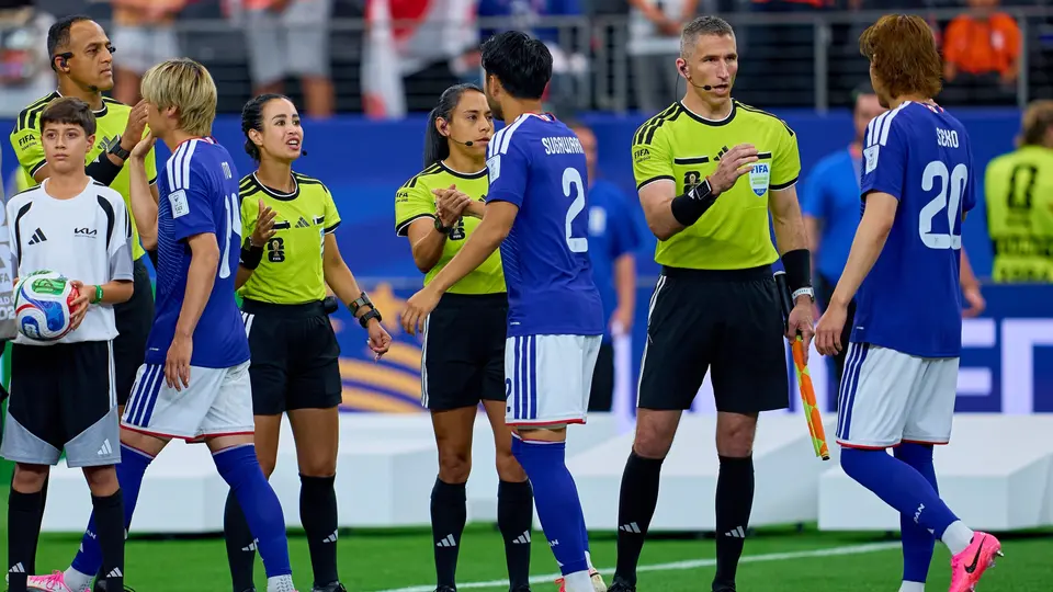 Katia Itzel García y Sandra Ramírez en el partido de Países Bajos contra Japón en el Mundial 2026 | MEXSPORT