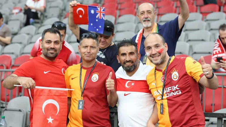 Afición de Turquía ante Australia | MEXSPORT