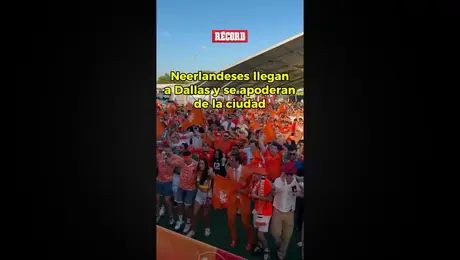 Neerlandeses llegan a Dallas para apoyar a su selección
