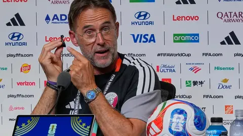 Juan Lopetegui cuestiona el penalti que dio el empate a Suiza frente a Catar