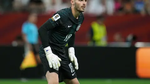 Patrick Beach, de Australia, durante el juego ante Turquía | AP