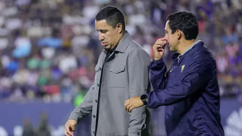 Efraín Juárez y Luis Pérez con Pumas | MEXSPORT