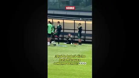 Hubo charla entre Rafa Márquez y Memo Ochoa