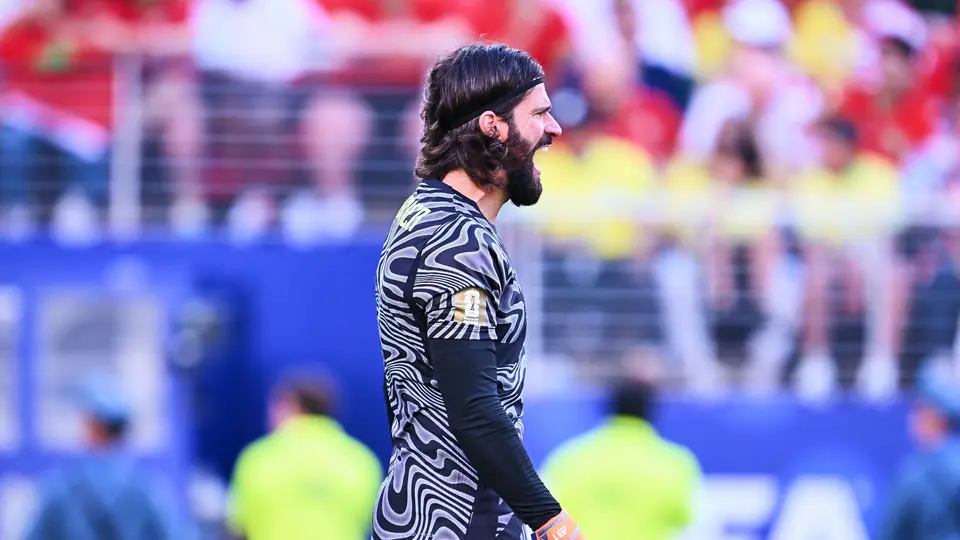 Alisson Becker, la gran figura de Brasil en los minutos finales | MEXSPORT