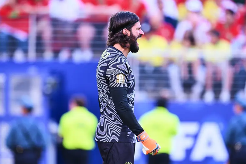 Alisson Becker, la gran figura de Brasil en los minutos finales | MEXSPORT