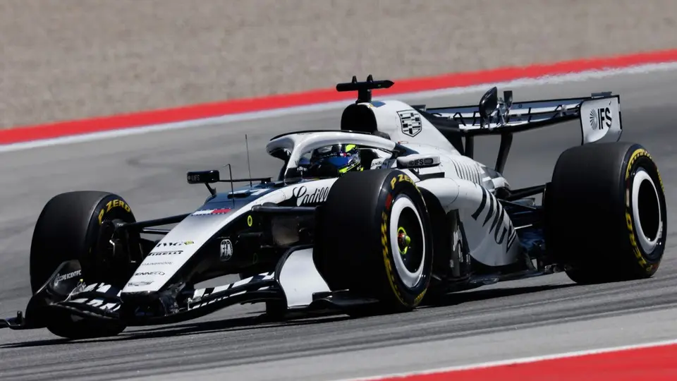 Checo Pérez en el Gran Premio de Barcelona | AP