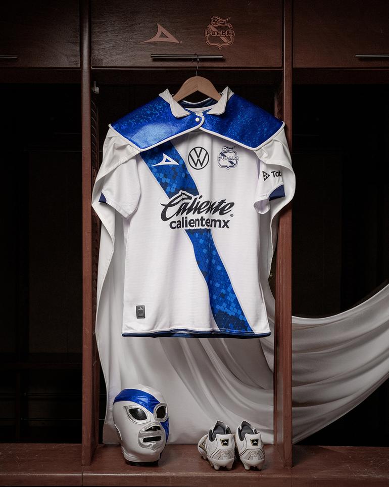 Jersey de Puebla | @Pirma_Oficial