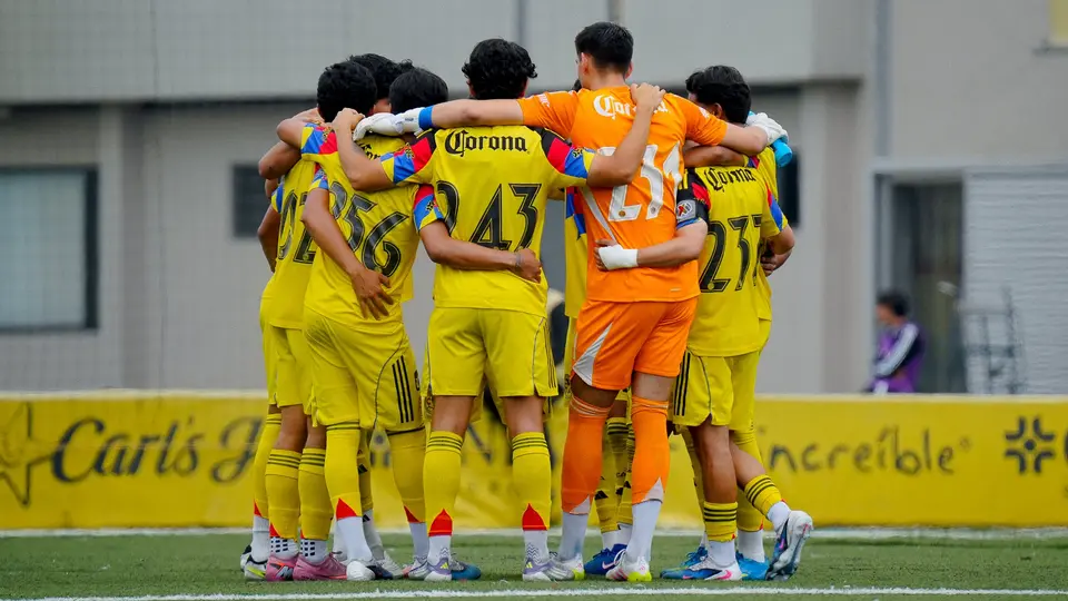Equipo Sub-19 de América en la Liga MX | IMAGO 7
