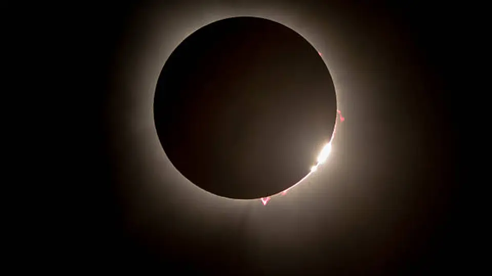 El eclipse solar total del 12 de agosto de 2026 podrá observarse por completo en países como España, Islandia y Groenlandia, pero no desde México./ Pixabay
