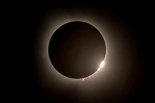 El eclipse solar total del 2 de agosto de 2026 podrá observarse por completo en países como España, Islandia y Groenlandia, pero no desde México./ Pixabay