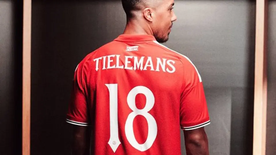Youri Tielemans será nuevo jugador del Manchester United | X @ManU