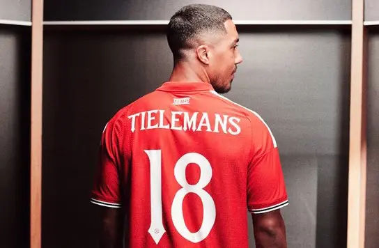 Youri Tielemans será nuevo jugador del Manchester United | X @ManU