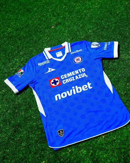 Uniforme de Cruz Azul | @CruzAzul