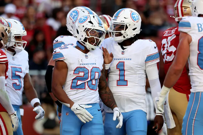 Tony Pollard celebrando su anotación con los Tennessee Titans | AP