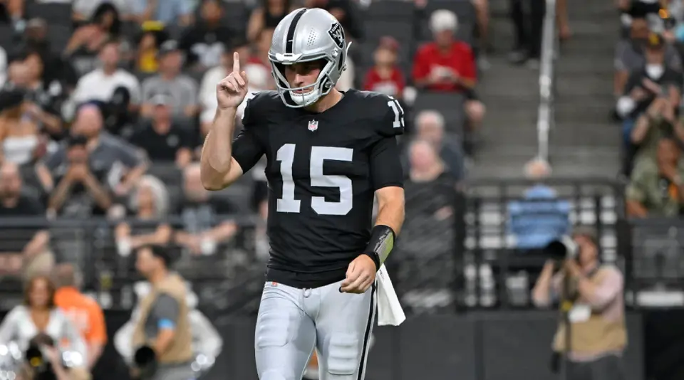 Fernando Mendoza, QB de Las Vegas | AP