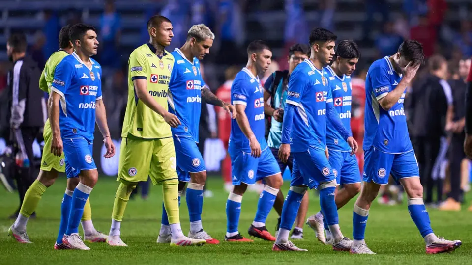 Jugadores de Cruz Azul en lamento en la Leagues Cup 2026 | IMAGO 7