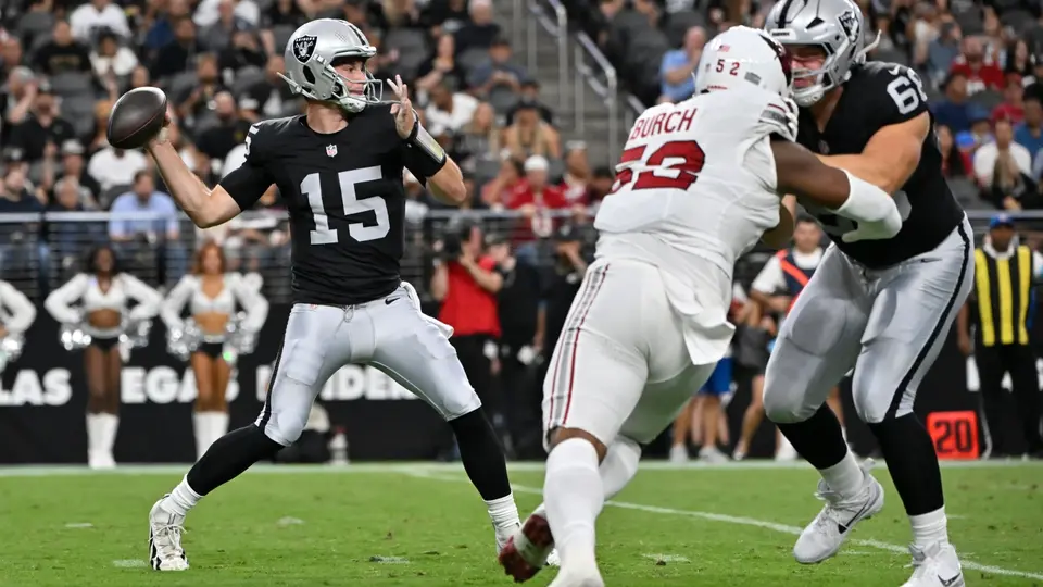 Fernando Mendoza hace su primer TD con los Raiders l AP
