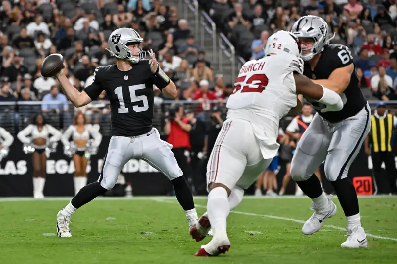 Fernando Mendoza hace su primer TD con los Raiders l AP