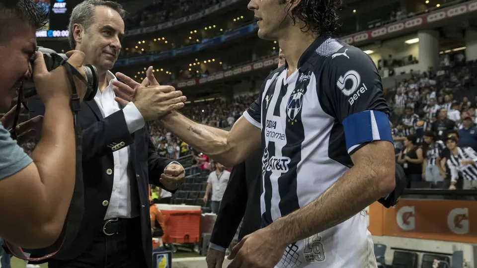 Luis Miguel Salvador y Aldo de Nigris, en Monterrey | MEXSPORT