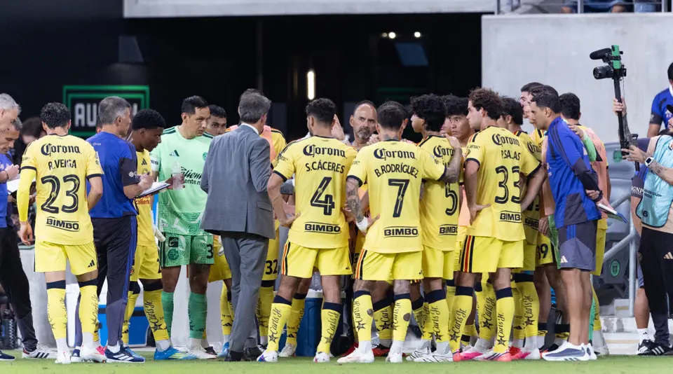 Guillermo Almada y Raphael Veiga protagonizan discusión en el América contra Austin FC l MEXSPORT