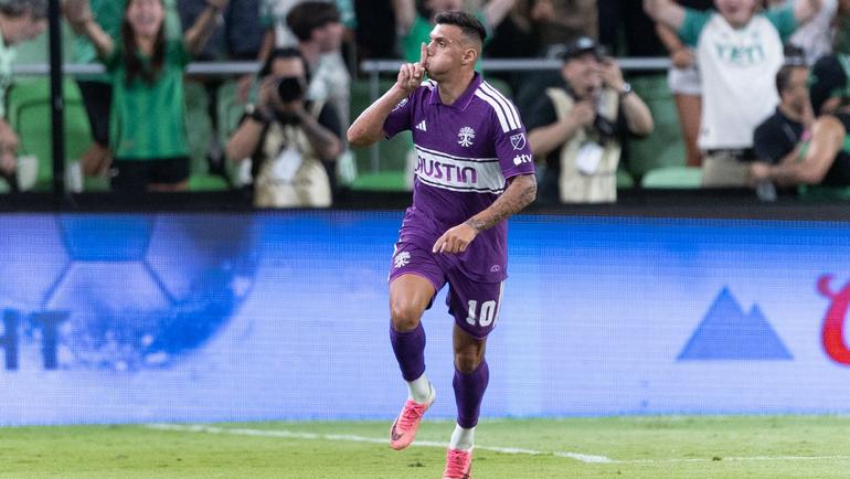 Myrto Uzuni festejando tras marcar ante América en la Leagues Cup | MEXSPORT