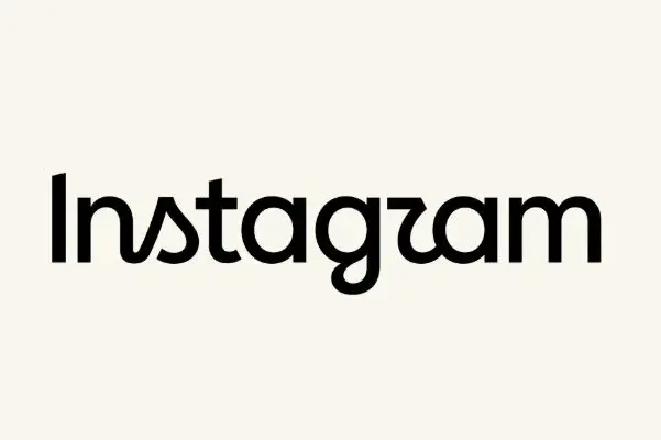 El nuevo diseño de Instagram apuesta por letras más estilizadas e inclinadas sin abandonar por completo la apariencia anterior./ IG